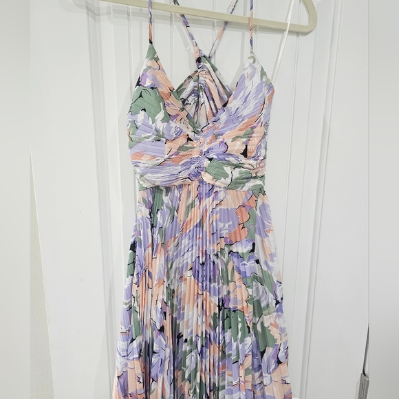 Astr The Label Blythe Floral Maxi Dress - Picture 7 of 8